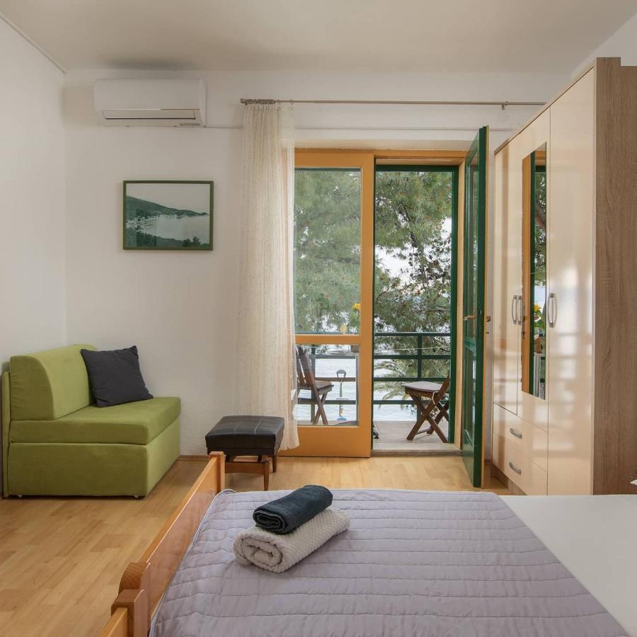 Pine And Sunshine Apartments Podgora Exterior foto