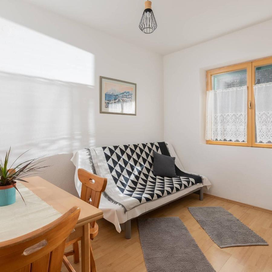 Pine And Sunshine Apartments Podgora Exterior foto